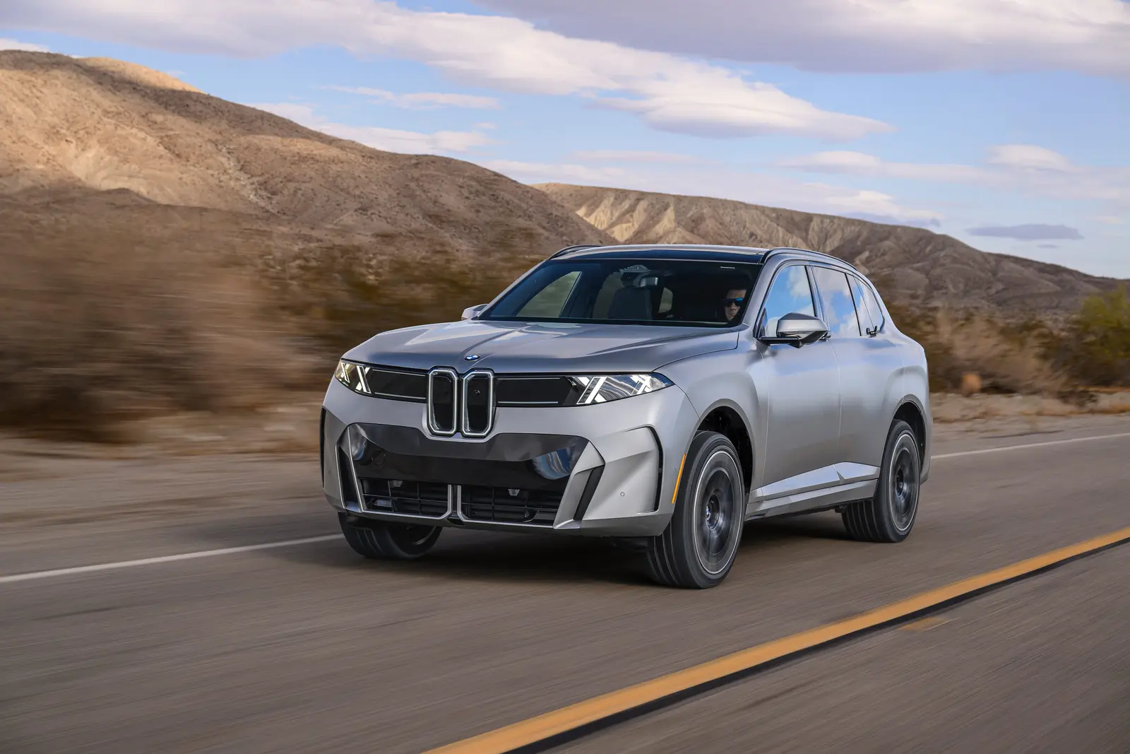 BMW iX5 2027: Revolta clasică, SUV-ul electric arată ca un X5
