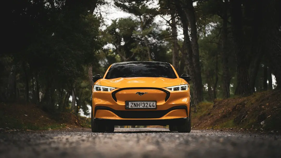 Ford Mustang Mach-E Trail 2027: Interiorul care te pregătește pentru off-road